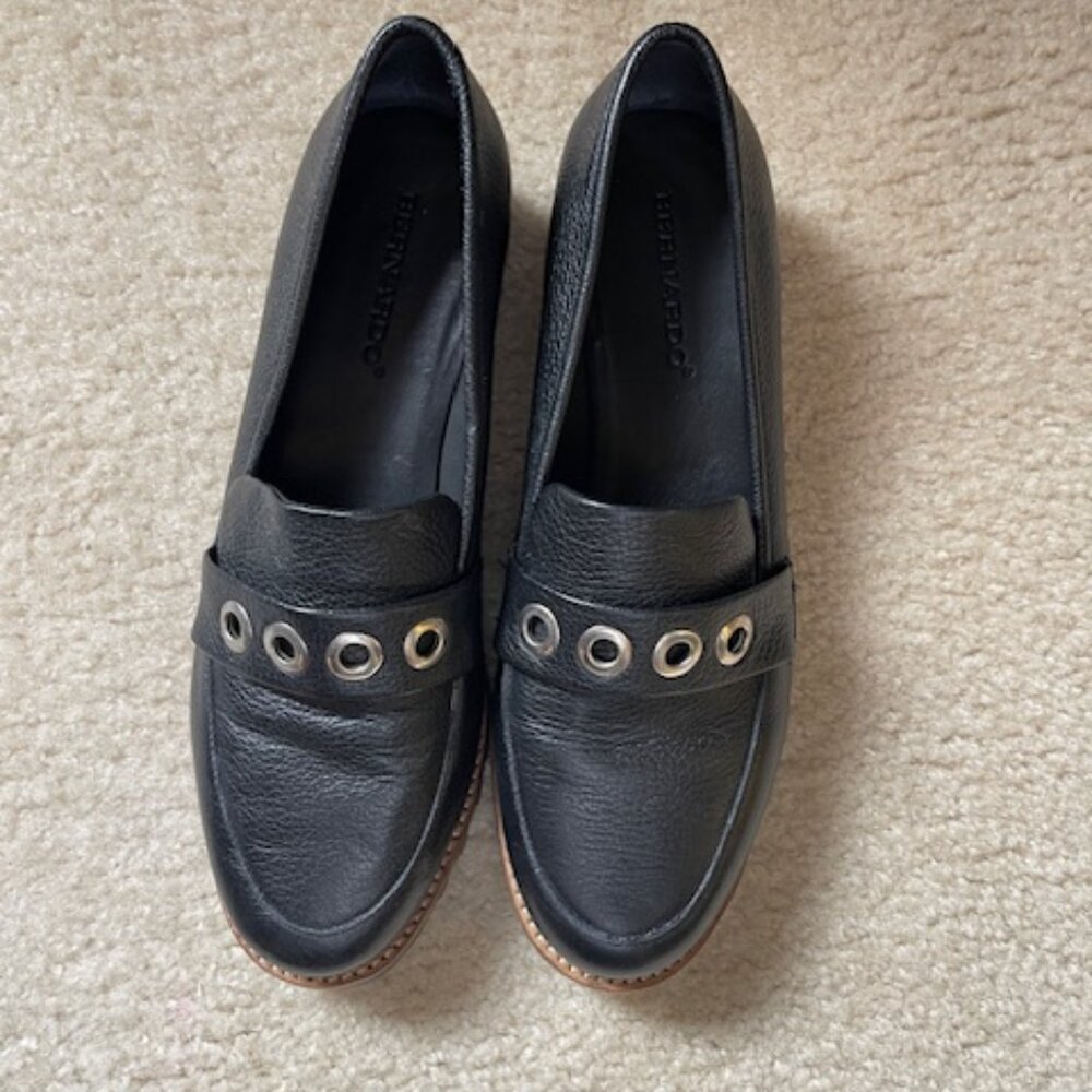 Bernardo Ozzy Leather Lug Sole Loafers with silver grommet accents 8.5